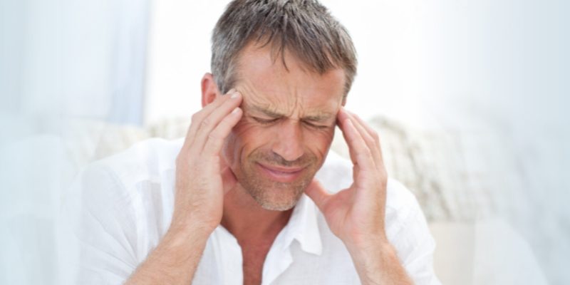 Πονοκέφαλος: Αυτές είναι οι λύσεις που πρέπει να ακολουθήσετε για σταματήσετε τον πόνο