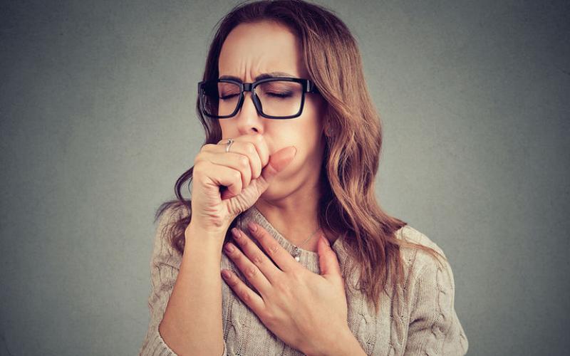 Πνευμονία | Ο κίνδυνος, τα συμπτώματα και η πρόληψη 