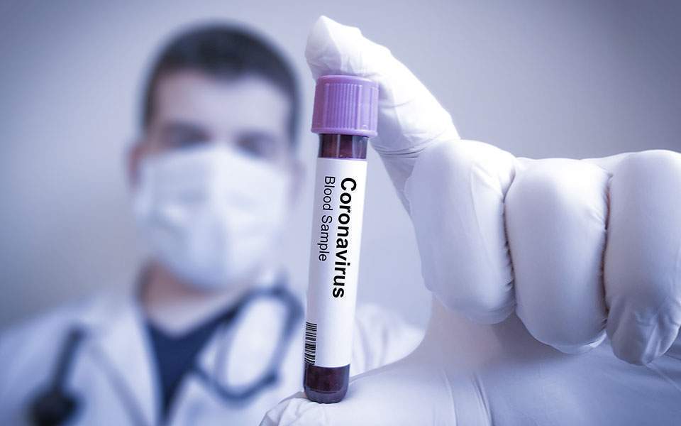 Κορωνοϊος: Θετικός στον ιό γιατρός από τους «Ταξιάρχες» εξέτασε 50 ασθενείς στο ιατρείο του