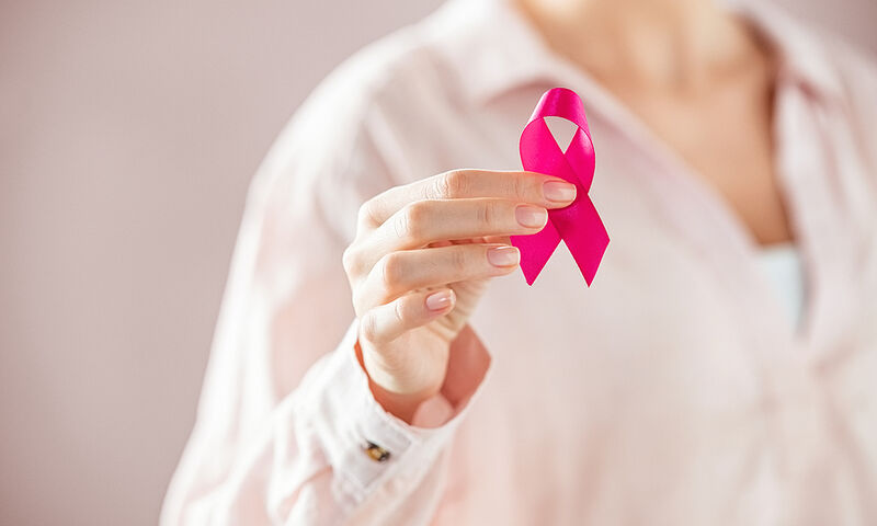 Καρκίνος μαστού: Πόσο αυξάνει ο κίνδυνος μετάστασης ανάλογα με την ηλικία